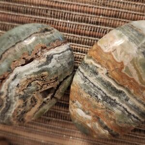 Natural Polished Stone Set